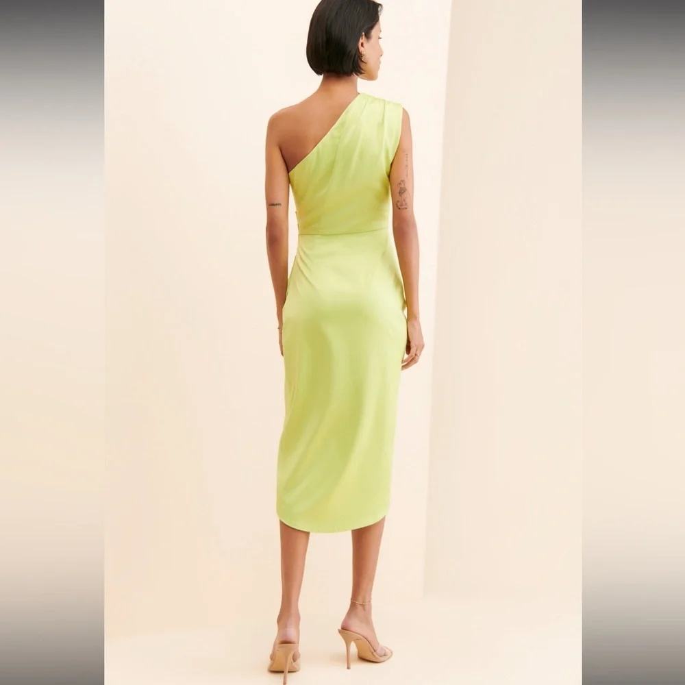 Elliatt‎ Cassini One Shoulder Dress - Picture 9 of 9